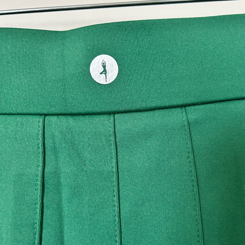 SOLD OUT INDERO Pleated Tennis/Golf Skort - Active Collection-NWT - Picture 3 of 8